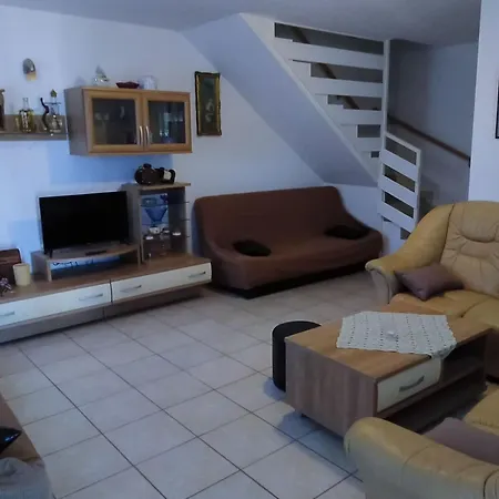Prázdninový dům Komfortables In By Interhome